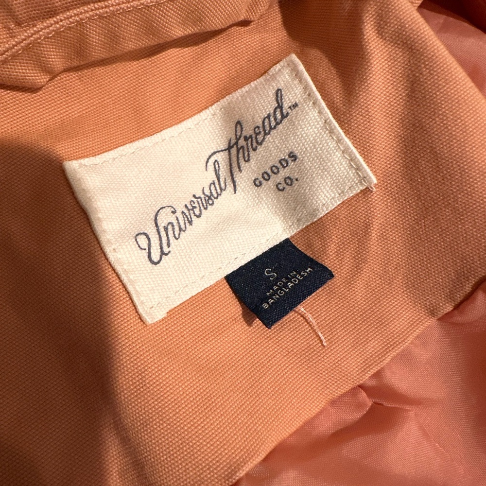 Peach And Green Universal Thread Utility/ Barn Ja… - image 7